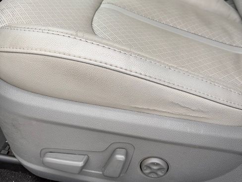 Used 2017 Kia Optima EX image 10