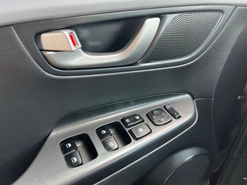 Used 2018 Hyundai Kona Ultimate image 24