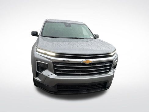 Used 2026 Chevrolet Traverse LT AWD/4WD image 9