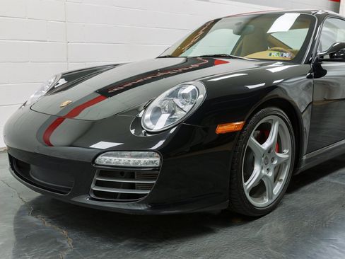 Used 2009 Porsche 911 Carrera 4S image 6