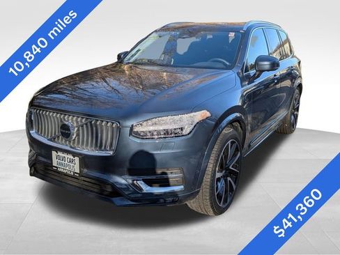 Certified 2023 Volvo XC90 B6 Plus w/ Protection Package image 3