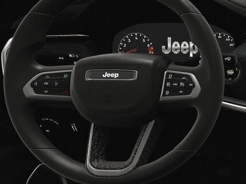 New 2025 Jeep Compass Latitude w/ Sun & Sound Group image 21