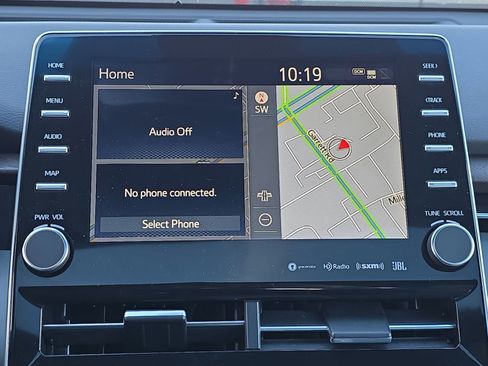 Used 2021 Toyota Avalon Limited image 24