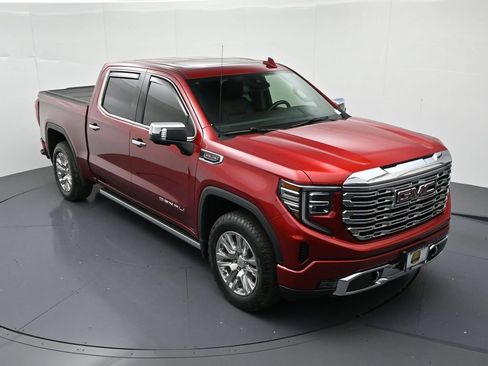 Used 2023 GMC Sierra 1500 Denali AWD/4WD image 17