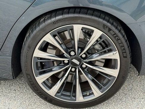 Used 2022 Cadillac CT5 V Blackwing RWD image 17