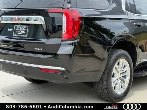 Used 2024 GMC Yukon SLT w/ SLT Premium Package AWD/4WD image 18