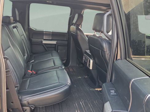 Used 2019 Ford F150 Lariat AWD/4WD image 14