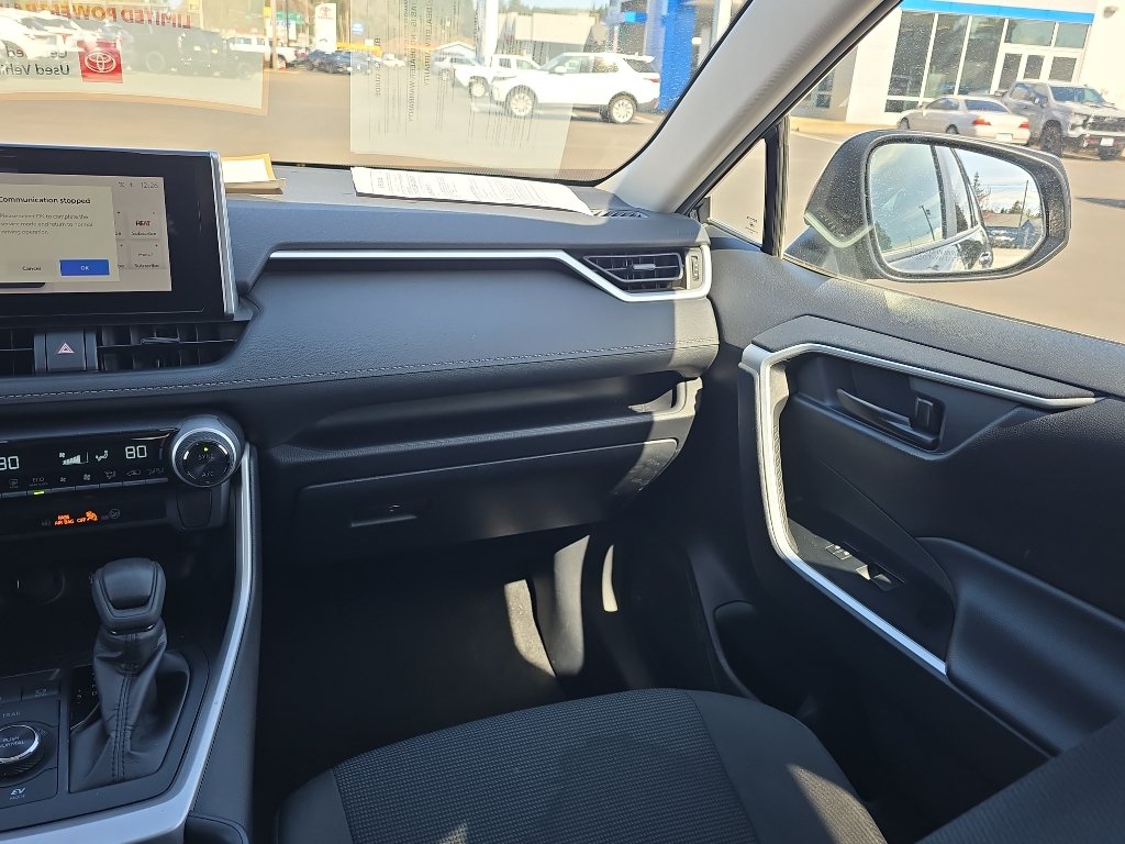 Certified 2025 Toyota RAV4 LE AWD/4WD image 21