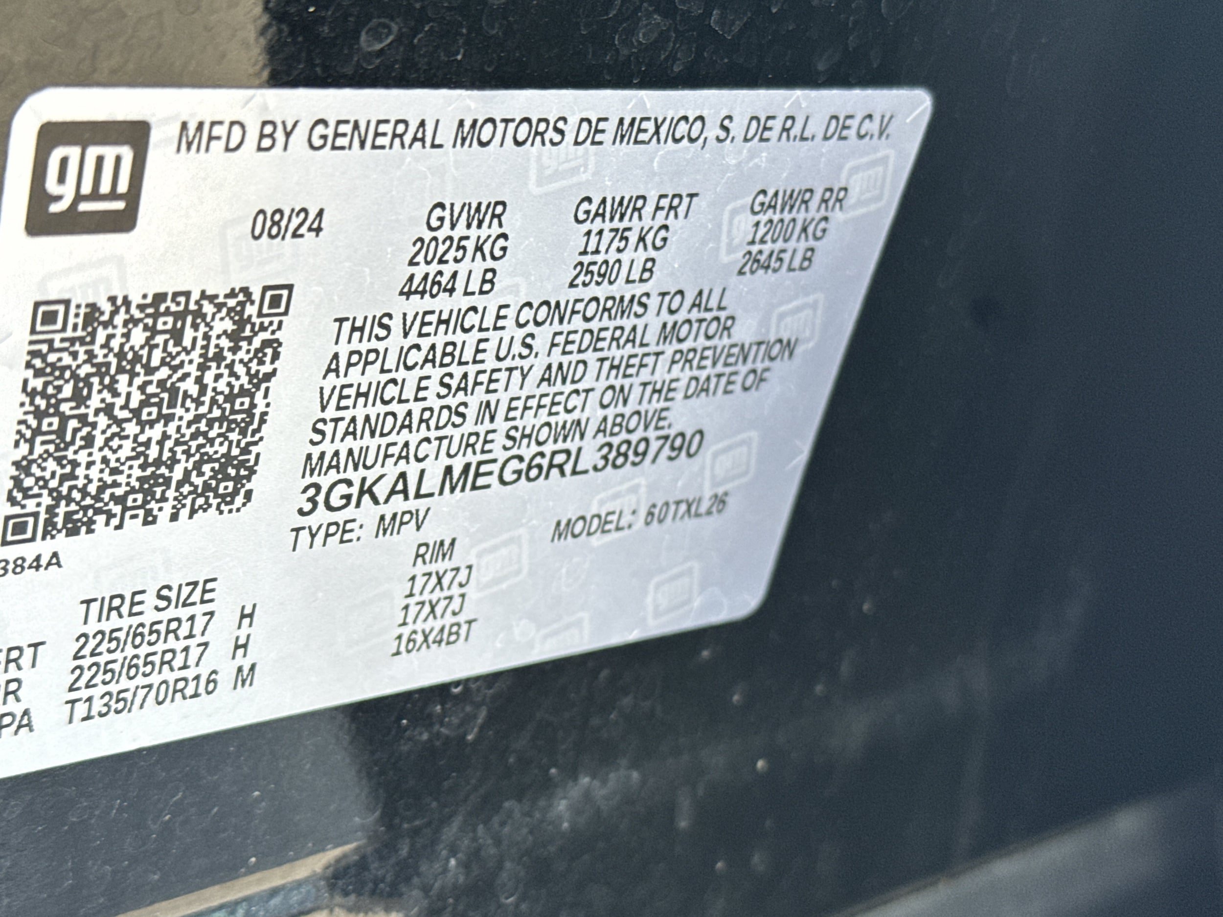Used 2024 GMC Terrain SLE FWD image 34