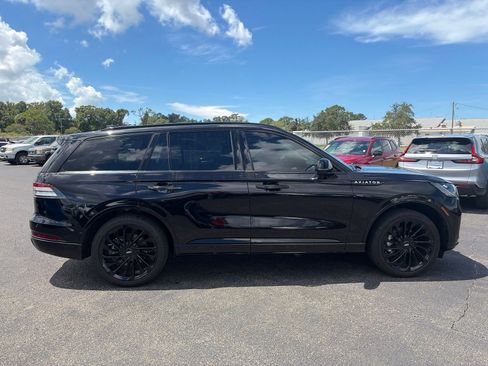 Used 2025 Lincoln Aviator Reserve w/ Jet Appearance Package AWD/4WD image 8