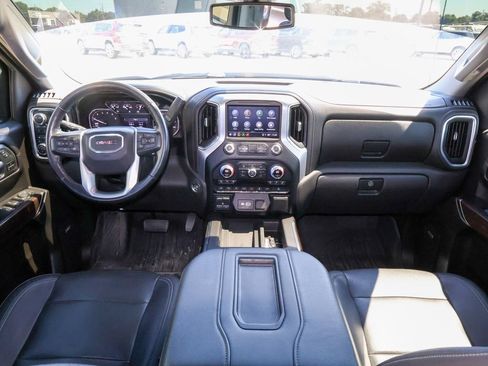Used 2021 GMC Sierra 1500 SLT w/ SLT Premium Plus Package AWD/4WD image 13
