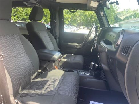 Used 2012 Jeep Wrangler Sport AWD/4WD image 10