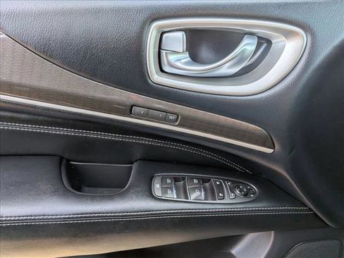 Used 2018 INFINITI QX60 AWD w/ Premium Plus Package image 12