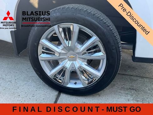 Used 2023 Chevrolet Silverado 1500 High Country w/ High Country Premium Package AWD/4WD image 22