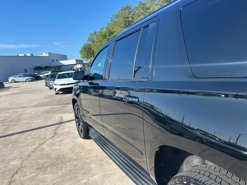 Used 2019 Chevrolet Suburban Premier w/ RST Edition RWD image 29