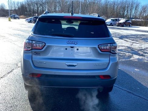 Used 2024 Jeep Compass Limited image 5