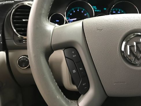 Used 2017 Buick Enclave Convenience FWD image 18