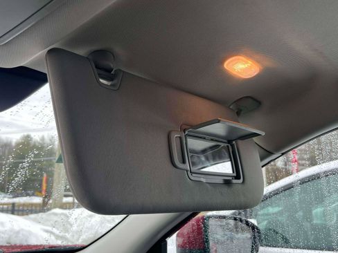 Used 2023 Nissan Pathfinder SL w/ Black Appearance Package image 12