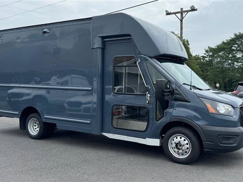 Used 2021 Ford Transit 350 DRW RWD image 7
