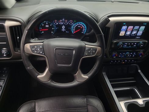 Used 2017 GMC Sierra 1500 Denali RWD image 22