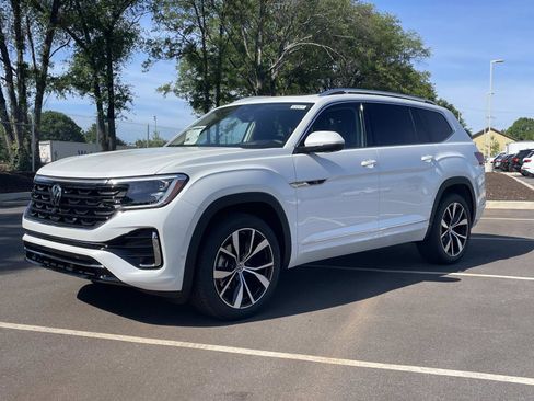 New 2026 Volkswagen Atlas SEL Premium R-Line AWD/4WD image 3
