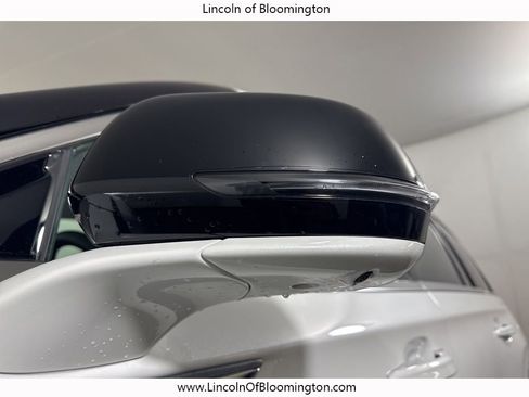 Certified 2025 Lincoln Aviator Reserve w/ Illumination Package image 17