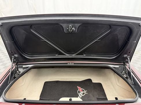 Used 2003 Chevrolet Corvette Convertible w/ Preferred Equipment Group1 RWD image 21