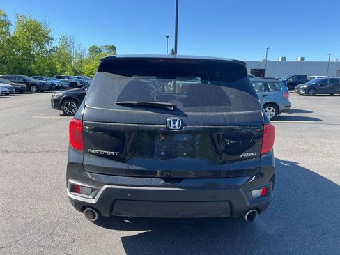 Used 2024 Honda Passport EX-L image 4