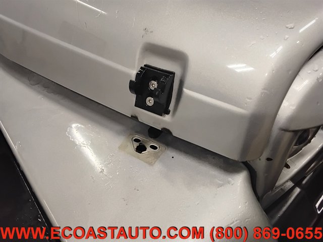 Used 2004 Jeep Wrangler X w/ Wheel Plus Group AWD/4WD image 16