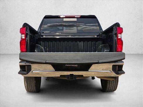 Used 2020 Chevrolet Silverado 1500 LT w/ Texas Edition RWD image 6