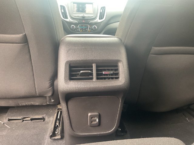 Used 2019 Chevrolet Equinox LT FWD image 29