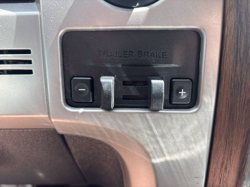Used 2013 Ford F150 Lariat w/ Luxury Equipment Group AWD/4WD image 34