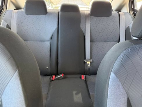 Used 2025 Nissan Versa SV FWD image 37