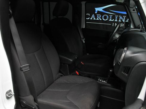Used 2013 Jeep Wrangler Unlimited Sport w/ Connectivity Group AWD/4WD image 34