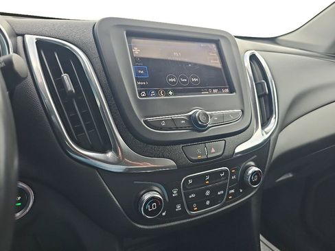 Used 2022 Chevrolet Equinox LT FWD image 14