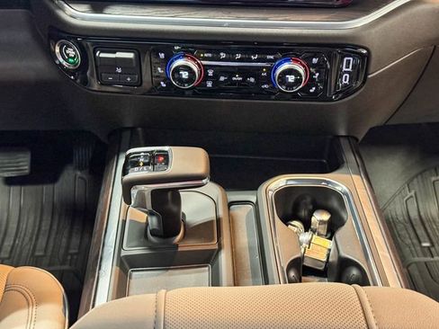 New 2026 GMC Sierra 1500 SLT w/ SLT Premium Plus Package AWD/4WD image 28