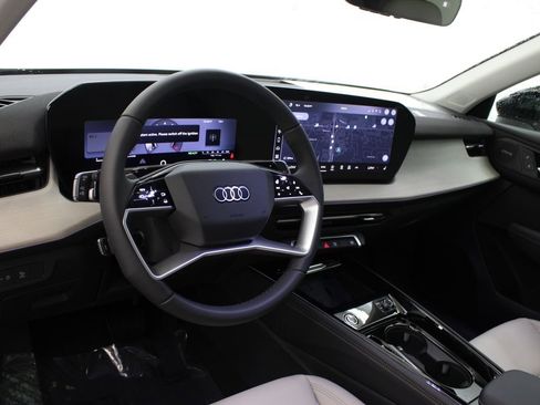 New 2026 Audi Q3 quattro 2.0T image 16