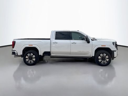 Used 2024 GMC Sierra 2500 Denali w/ Denali Reserve Package AWD/4WD image 8
