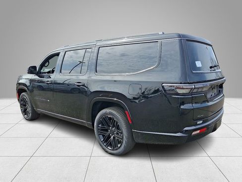 New 2026 Jeep Grand Wagoneer L Limited image 5