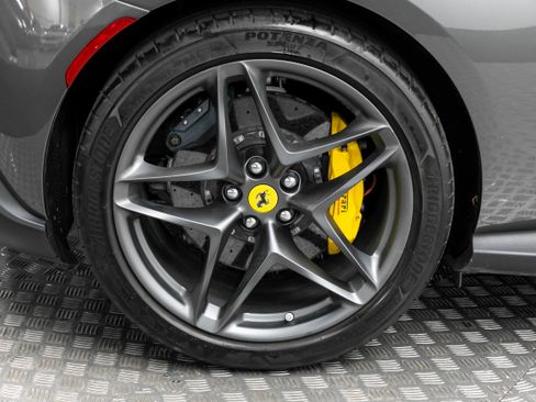 Certified 2022 Ferrari Roma image 51