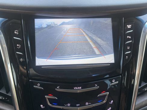 Used 2015 Cadillac Escalade Luxury image 19