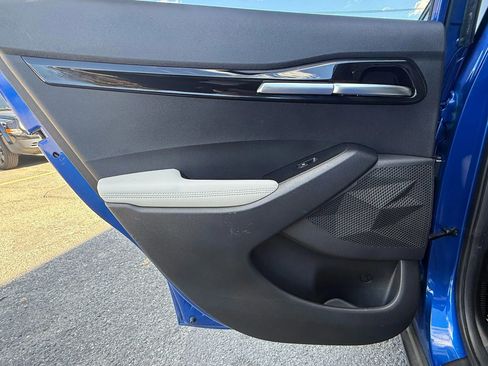 Used 2021 Kia Seltos EX image 12