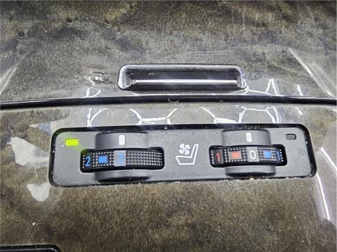 Used 2011 Lexus IS 250C image 20