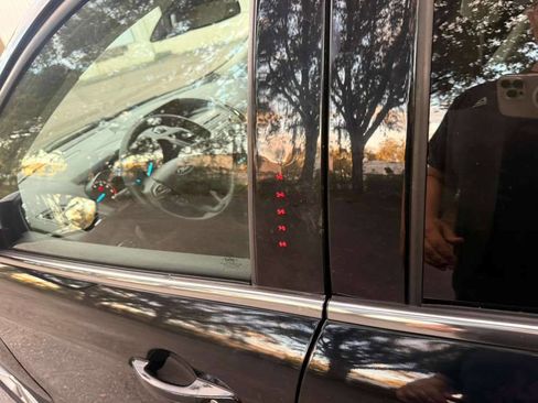 Used 2018 Ford Escape SE w/ Ford Safe & Smart Package image 15