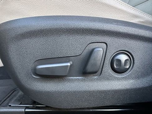 Used 2016 Hyundai Tucson Limited w/ Option Group 03 image 17