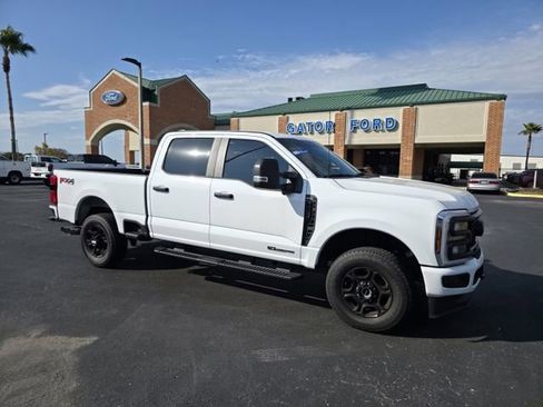 Used 2024 Ford F250 XL w/ STX Appearance Package image 2