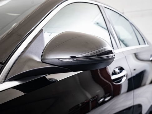 Certified 2025 Mercedes-Benz C 300 4MATIC Sedan image 15