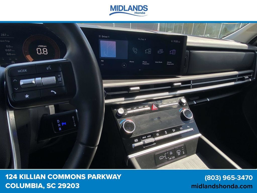 Used 2025 Hyundai Santa Fe SEL AWD/4WD image 30