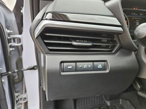 Used 2023 Nissan Altima 2.5 SR w/ SR Premium Package FWD image 26