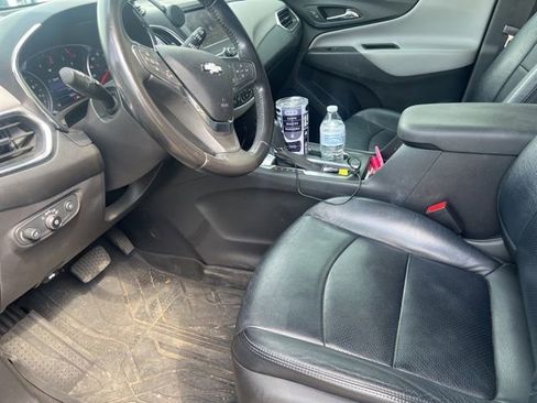 Used 2020 Chevrolet Equinox LT image 8